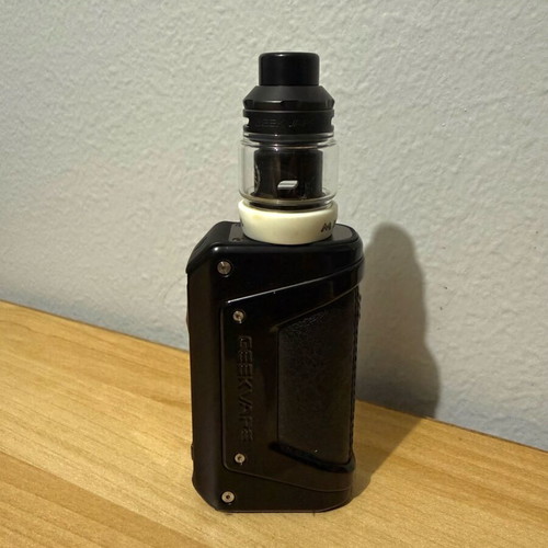 Geek Vape Aegis Legend 2 L200 electronic cigarette like new