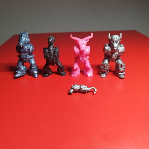 Teratomachoi used, pack of 4 bodies with hand