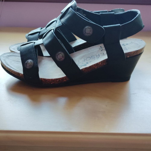 Women's sandals new, size 42, dark gray