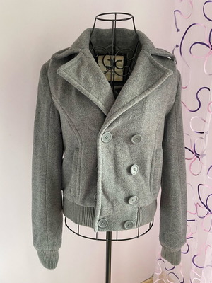 Fox gray coat used