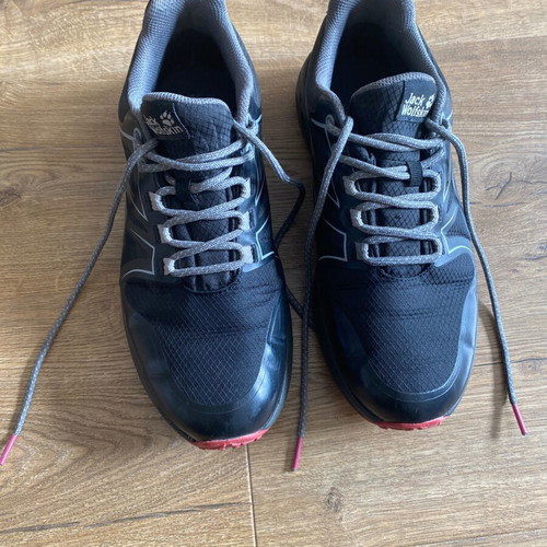 Jack Wolfskin Hiker Low trekking shoes like new, size 42, black and gray