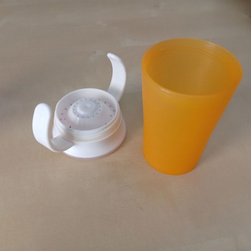 Munchkin Miracle 360 Training Cups used, set of 2 for babies 6m+