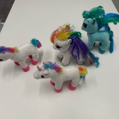 My Little Pony plush toys like new, set of 4 colorful ponies