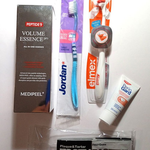 Medipeel Volume Essence pro peptide 9 100ml with toothbrushes and toothpastes gift set new