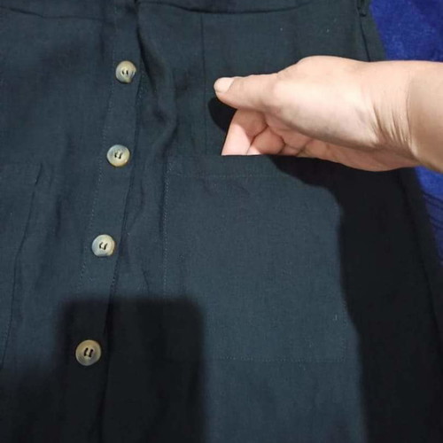 Dress like new black with buttons and ruffles on shoulders