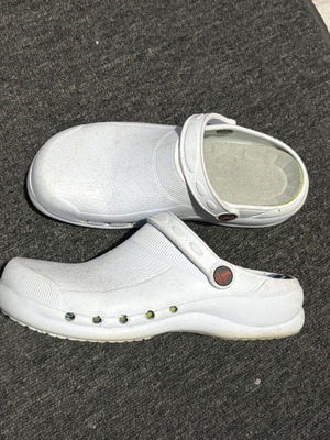 Dian white clogs used, size 38
