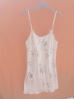 Νυχτικό Luna ελαφρώς μεταχειρισμένο