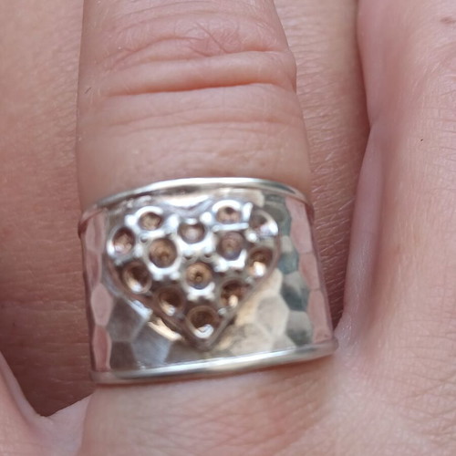 Ray-Ban hammered 925 silver ring with heart design