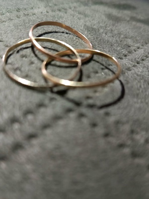 Trivero ring like new, 14k gold with three tones