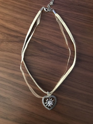 Heart pendant with leather cord