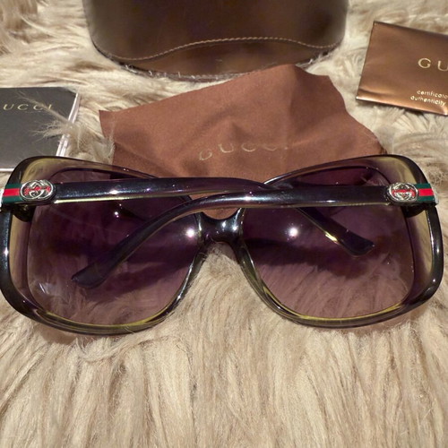 Gucci sunglasses like new, brown and green