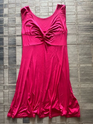 Fuchsia dress one size like new