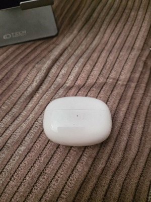 Edifier TWS1 Pro 2 earbuds like new