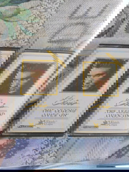 Set 2 Elvis Presley "The legend lives pn" Readers Digest Collectors edition cassettes Dolby. Πακέτο.
