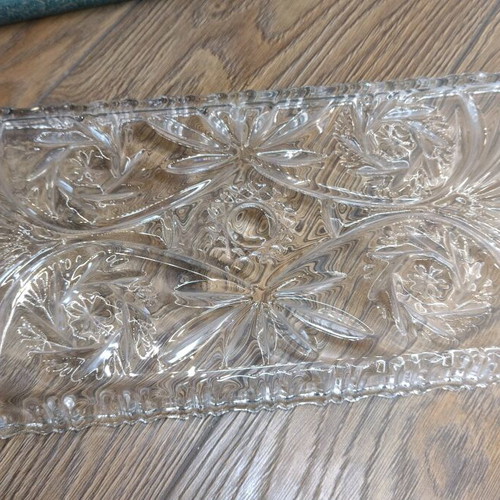 Walther Crystal Glas crystal platter like new with floral elements