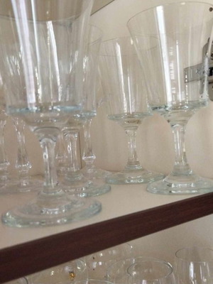 Γυάλινα ποτήρια κρασιού νερού μεταχειρισμένα, σετ 4 τεμαχίων