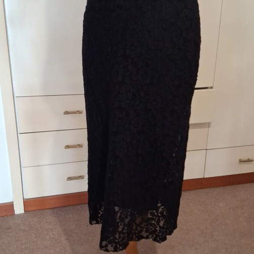 Diva by D skirt with black lace and lining, one size