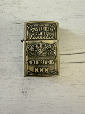 Netherlands Lighter like new with refill option