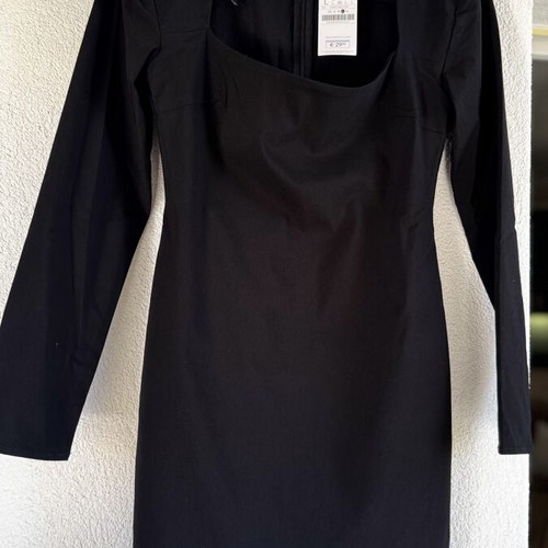 Stradivarius short black dress with long sleeve and square neckline, size L