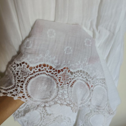 Lynne Maxi Dress white cotton like new, size M