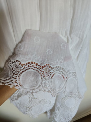 Lynne Maxi Dress white cotton like new, size M