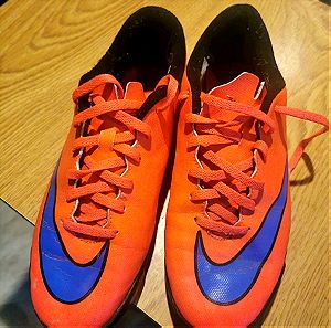 Ποδοσφαιρικά παπούτσια Nike 37,5 νούμερο