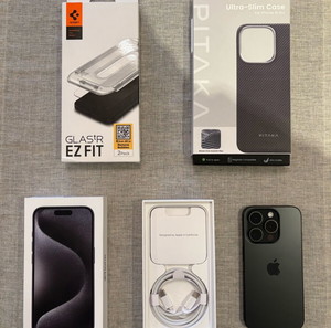 Apple iPhone 15 Pro 128Gb Titanium Black Ελληνικό σαν καινούργιο με επώνυμα αξεσουάρ.