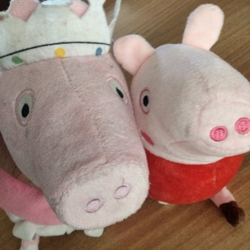 Peppa Pig plush set of 2 like new
