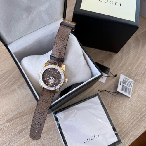 Gucci Dive Doraemon Limited Edition 40mm watch new