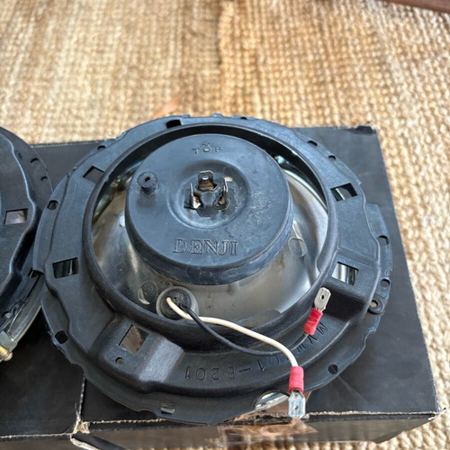 VW Beetle H4 Headlights Pair 1968- Like New