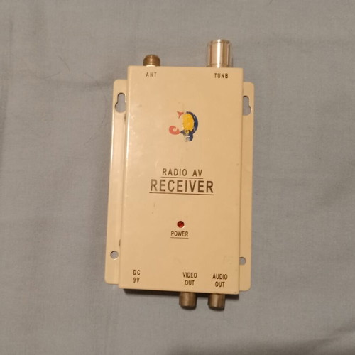 Wireless audio and video receiver with power supply