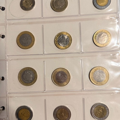 Συλλογή διμεταλλικών νομισμάτων μεταχειρισμένη, πακέτο 32 τεμαχίων