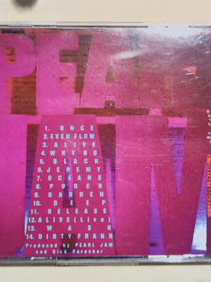 Pearl Jam Ten CD like new, rock