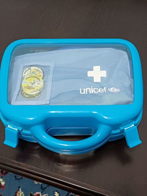 Βαλιτσάκι UNISEF σαν καινούργιο