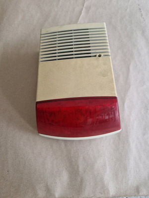 External alarm siren used, strong sound