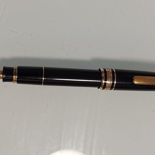 Mont Blanc Meisterstuck mini sized baby fountain pen with 14k gold nib and Mont Blanc men's lapel pin gift