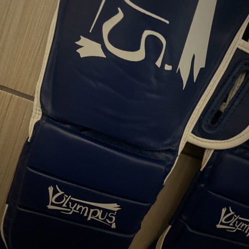 Olympus shin guards for martial arts like new, medium size