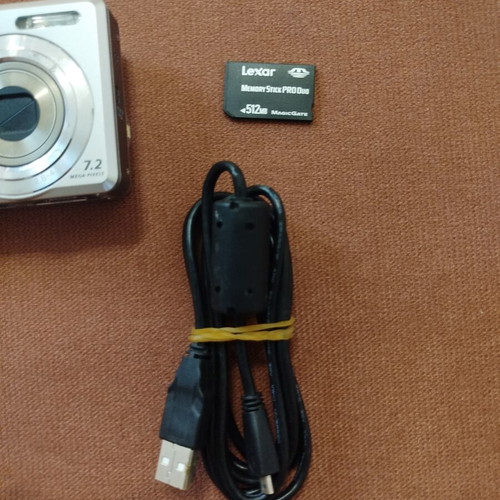 Sony Cyber-shot DSC-S730 camera used with memory card and USB cable