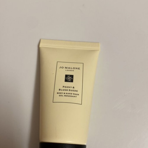 Peony & Blush Suede Body & Hand Wash 30ml new