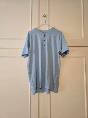 Jack & Jones men's t-shirt like new, turquoise and blue, size L