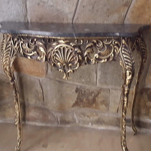 Classic entrance console used with marble top
