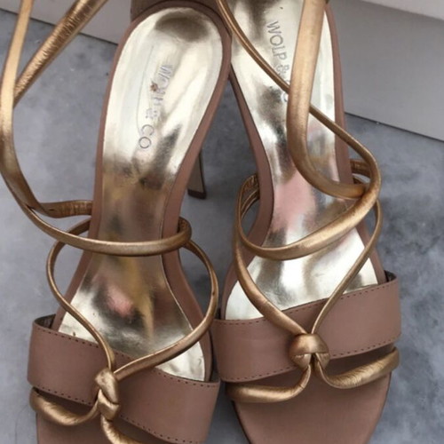 Wool&Co leather platform sandals like new, size 36