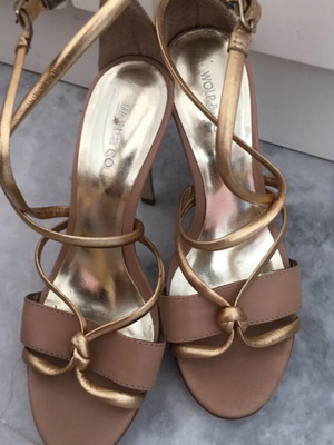 Wool&Co leather platform sandals like new, size 36