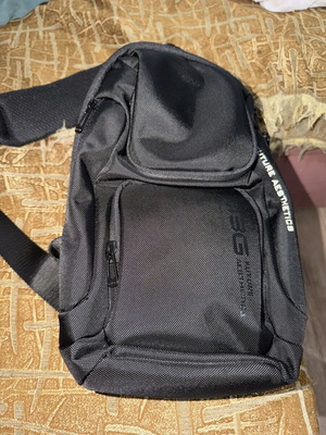 Bange chest and back bag new, black