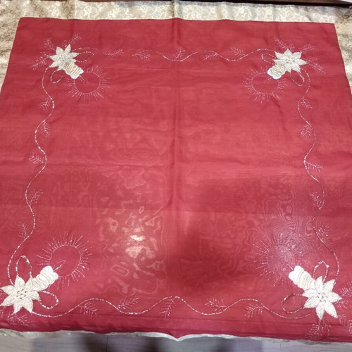 Christmas tablecloth like new 0.85 x 0.85 m