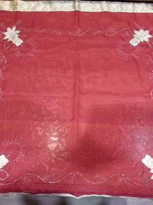 Christmas tablecloth like new 0.85 x 0.85 m