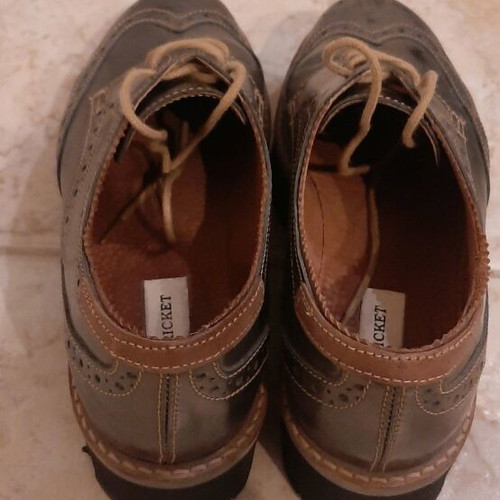 Kricket women's shoes like new, size 36, black and gold