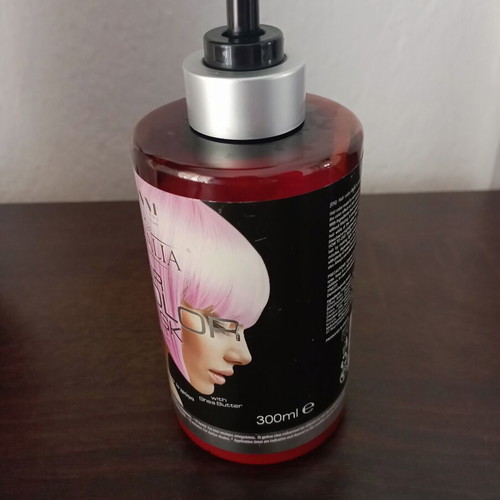 Hair color mask pink, like new, minimal quantity missing
