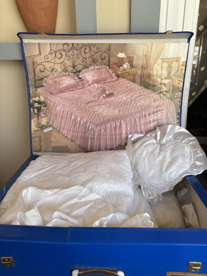 White wedding quilt set satin with lace