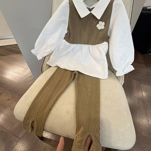 Girls' set new, shirt and pants for 2-3 years old